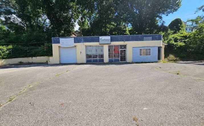 Pictures of Office property located at 1666 Washington St W, Charleston, WV 25387 for sales - image #1