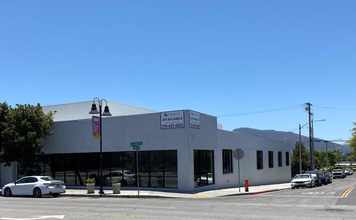 Pictures of Industrial, Office, Retail property located at 633 S San Fernando Blvd, Burbank, CA 91502 for sales - image #1