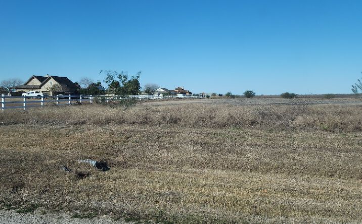 Pictures of Land property located at 4439 FM624, Robstown, TX 78380 for sales - image #1