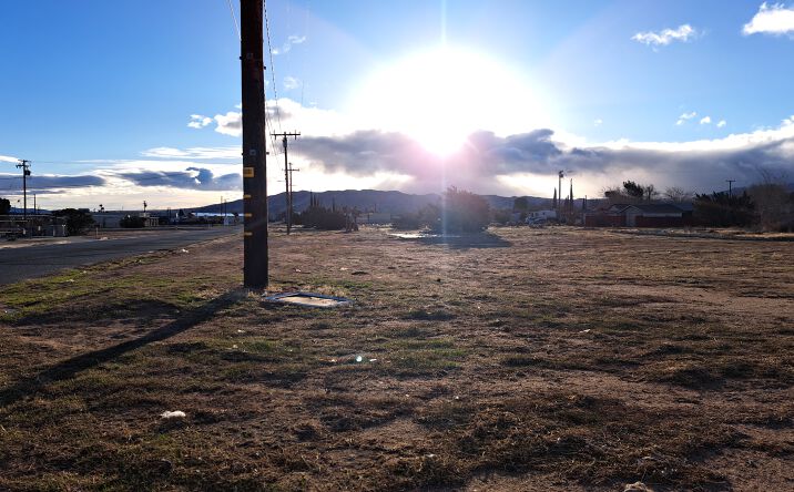 Pictures of Land property located at Walnut, Hesperia, CA 92345 for sales - image #1