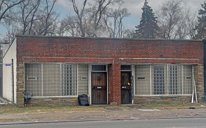 Pictures of Retail property located at 15823 W McNichols Rd, Detroit, MI 48235 for sales - image #1