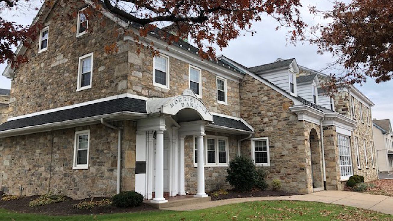 2 East Bridge St, Morrisville, PA 19067 Retail Property for Sale