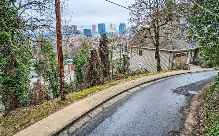 Pictures of Land property located at 2107 SW Market St Dr, Portland, OR 97201 for sales - image #1