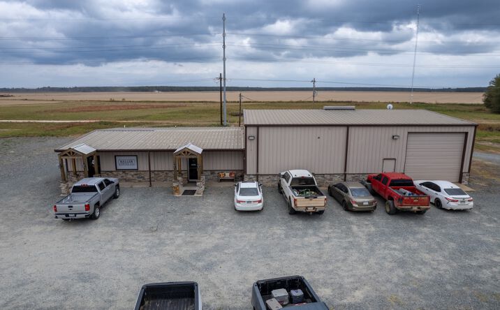 Pictures of Business for Sale, Industrial, Office, Retail property located at 192 US-71, Ashdown, AR 71822 for sales - image #1