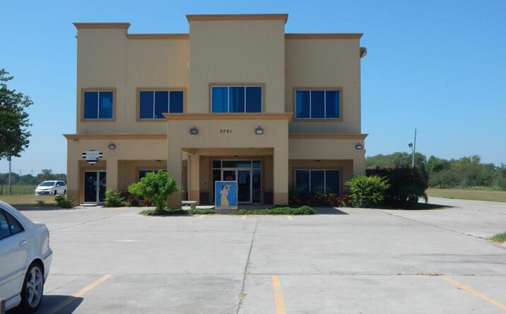 Pictures of Office property located at 3701 W Business 83, Harlingen, TX 78550 for sales - image #1