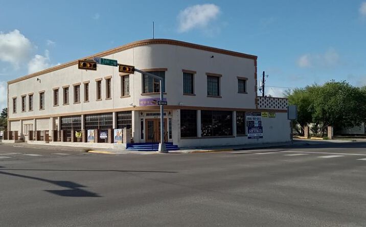 Pictures of Office property located at 402 S F St, Harlingen, TX 78550 for sales - image #1