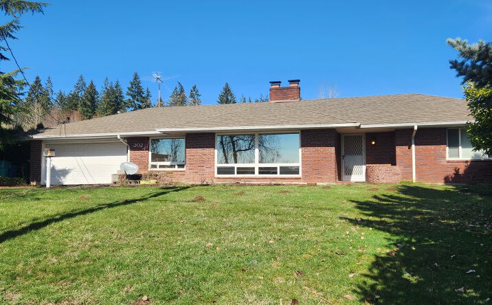 Pictures of Land, Mixed Use, Retail, Self Storage property located at 202 NW 179th St, Ridgefield, WA 98642 for sales - image #1