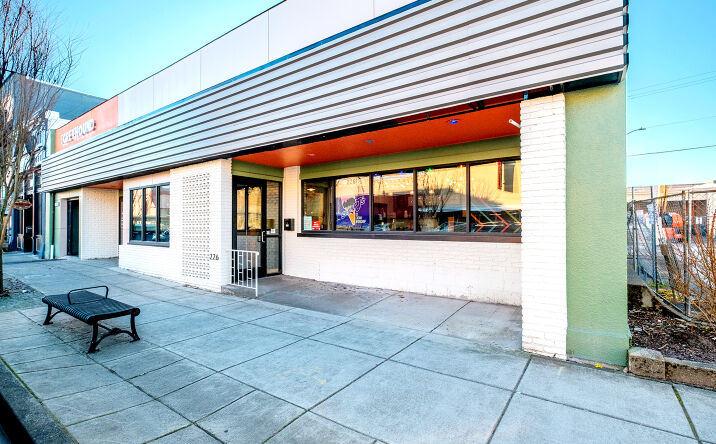 Pictures of Mixed Use, Retail property located at 220 SW 2nd Ave, Albany, OR 97321 for sales - image #1