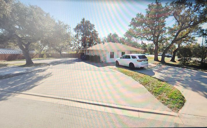 Pictures of Office, Retail property located at 2500 S Bagdad Rd, Leander, TX 78641 for sales - image #1