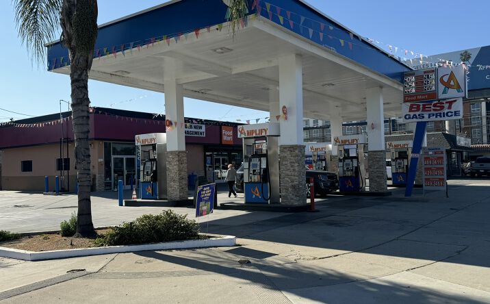 Pictures of Business for Sale, Retail property located at 4126 Live Oak Ave, Arcadia, CA 91006 for sales - image #1