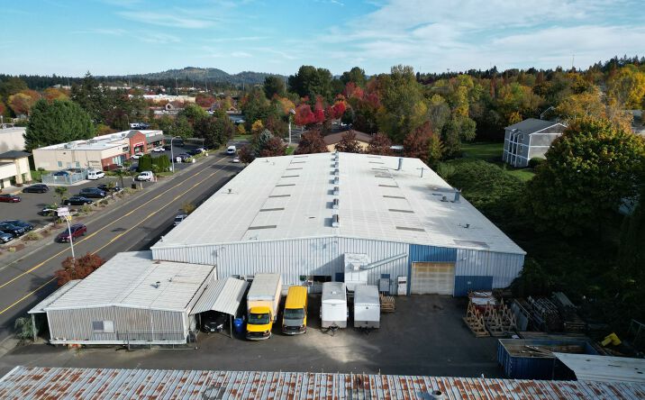 Pictures of Industrial property located at 8496-8498 Southwest Warm Springs St, Tualatin, OR 97062 for sales - image #1