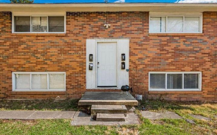 Pictures of Multifamily property located at 1967 Denune Avenue, Columbus, OH 43211 for sales - image #1