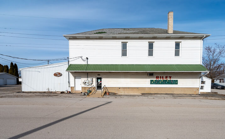 Pictures of Retail property located at 7694 E First St, Riley, IN 47871 for sales - image #1
