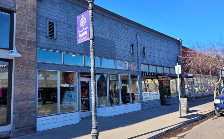 Pictures of Retail property located at 444 N Broadway Ave, Burns, OR 97720 for sales - image #1
