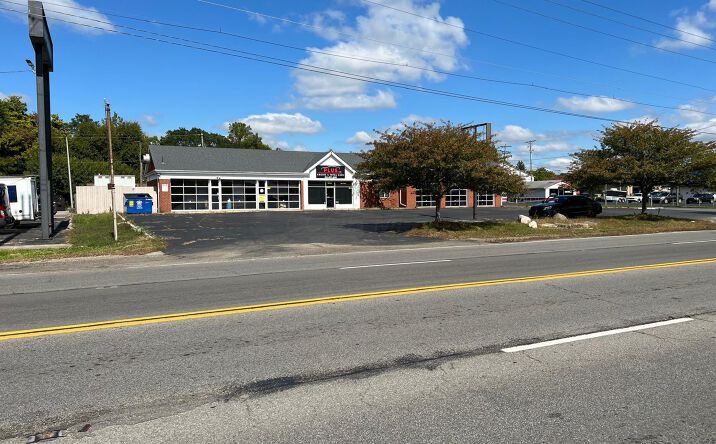 Pictures of Mixed Use, Retail property located at 6050 E Livingston Avenue, Columbus, OH 43232 for sales - image #1