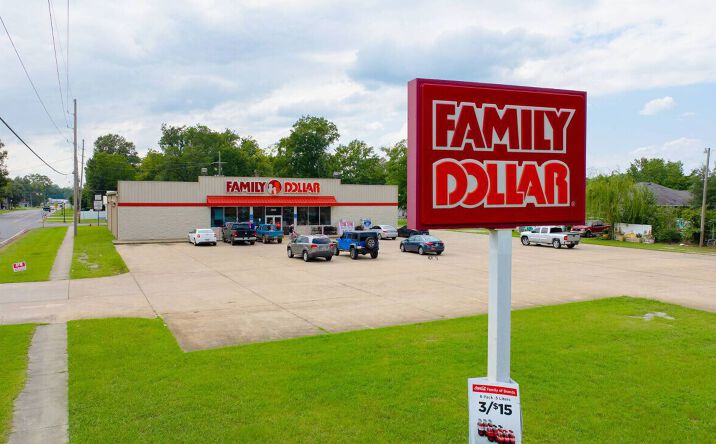 Pictures of Retail property located at 310 W Main St, Oak Grove, LA 71263 for sales - image #1