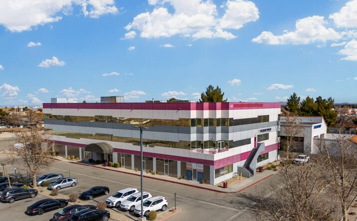Pictures of Land, Office, Retail property located at 1529 E Palmdale Blvd, Palmdale, CA 93550 for sales - image #1