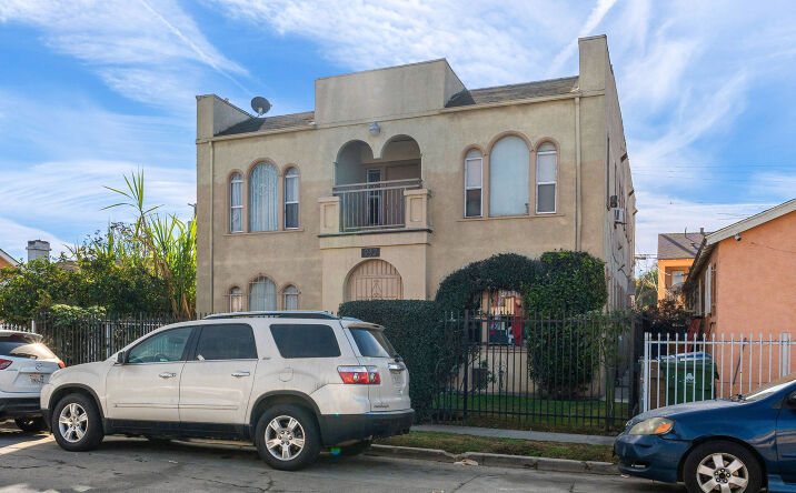 329 W 74th St Los Angelesnull