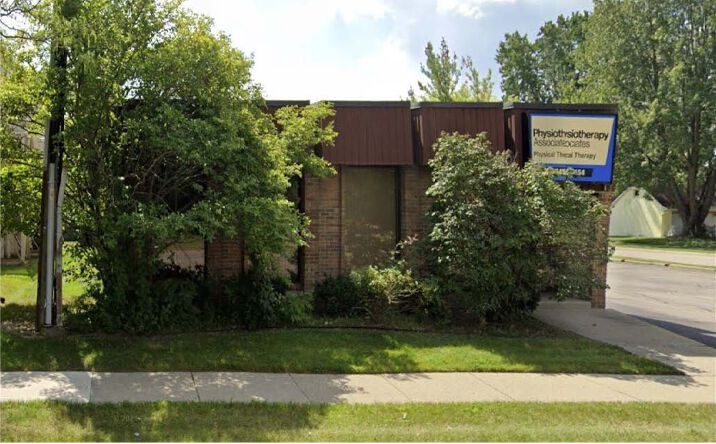 Pictures of Retail property located at 5454 12 Mile Rd, Warren, MI 48092 for sales - image #1