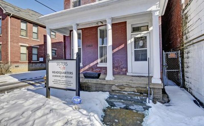 Pictures of Office, Industrial property located at 1143 S 6th St, Louisville, KY 40203 for sales - image #1