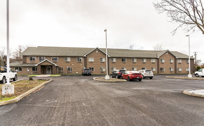 Pictures of Hospitality property located at 2128 8th Ave, Lewiston, ID 83501 for sales - image #1