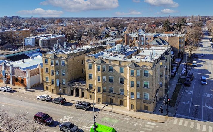 Pictures of Multifamily property located at 5201 W Washington Blvd, Chicago, IL 60644 for sales - image #1