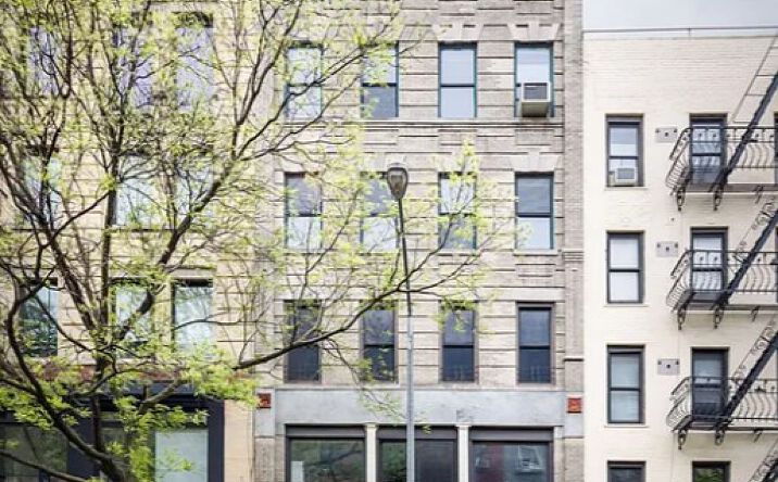 Pictures of Retail property located at 128 E 7th St, New York, NY 10009 for sales - image #1