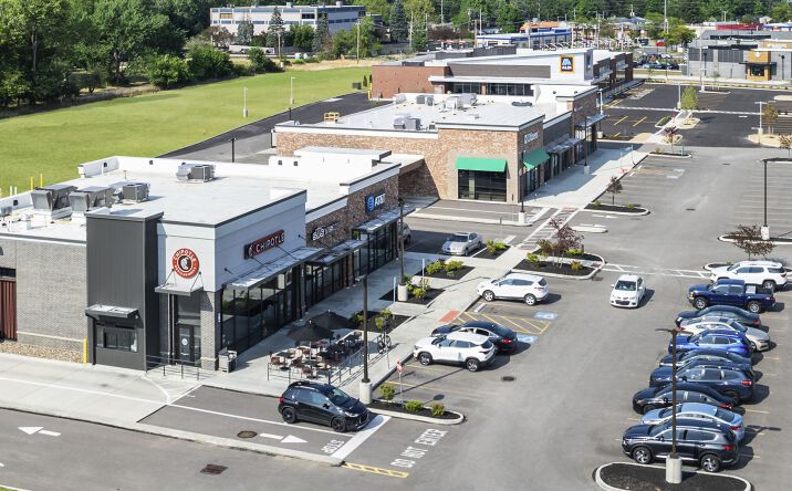 Pictures of Retail property located at 6482 Pearl Rd, Middleburg Heights, OH 44130 for sales - image #1