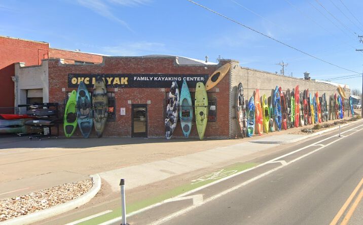 Pictures of Industrial property located at 220 N Western Ave, Oklahoma City, OK 73106 for sales - image #1