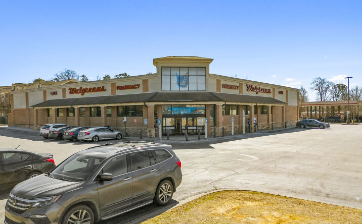 Pictures of Retail property located at 5373 Peachtree Blvd, Chamblee, GA 30341 for sales - image #1