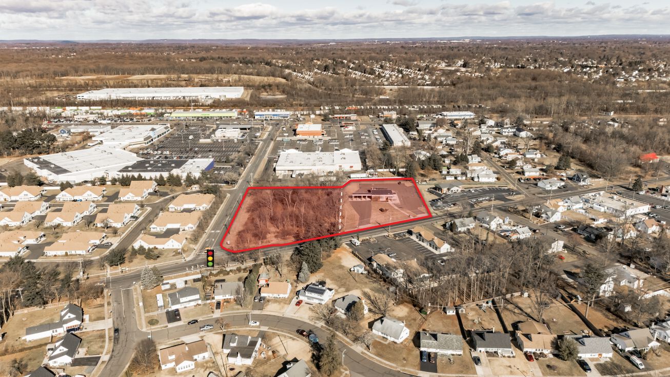 Pictures of Land, Retail property located at 951 Trenton Rd, Fairless Hills, PA 19030 for sales - image #1