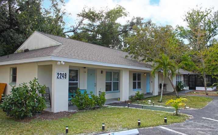 Pictures of Multifamily property located at 2237-2251 Euclid Ave, Fort Myers, FL 33901 for sales - image #1