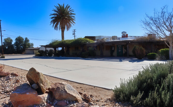 Pictures of Retail property located at 690 Old Hwy 58, Barstow, CA 92311 for sales - image #1