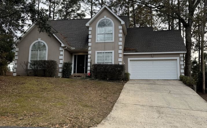 Pictures of Multifamily property located at 104 Laguna Cir, Daphne, AL 36526 for sales - image #1