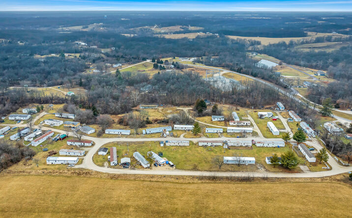 Pictures of Business for Sale, Hospitality, Mobile Home Park, Multifamily, Special Purpose property located at 100 Circle Dr, Foley, MO 63347 for sales - image #1