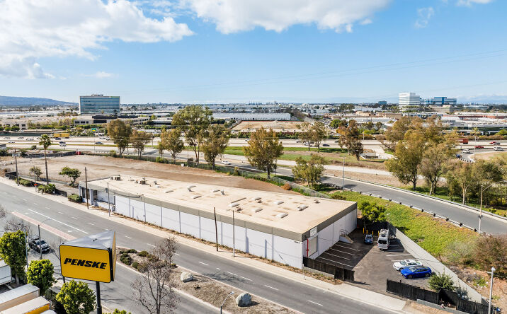 Pictures of Industrial property located at 19603 Figueroa St, Carson, CA 90745 for sales - image #1