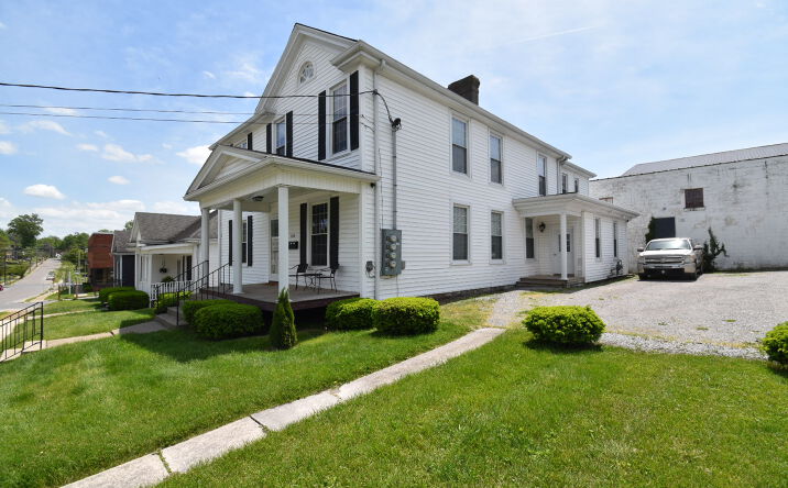 Pictures of Mixed Use, Multifamily, Office, Retail property located at 218 W Broadway St, Danville, KY 40422 for sales - image #1