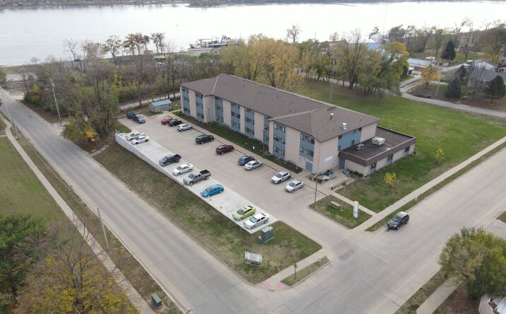 Pictures of Multifamily property located at 118 S Union St, Ottumwa, IA 52501, 128 Bank St, Keokuk, IA 52632 for sales - image #1