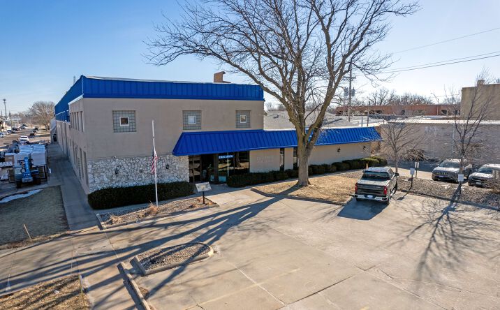 Pictures of Industrial, Retail property located at 138 N 16th St, Blair, NE 68008 for sales - image #1