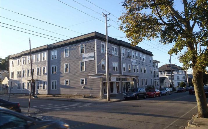 Pictures of Mixed Use property located at 422 Pawtucket Avenue, Pawtucket, RI 02860 for sales - image #1