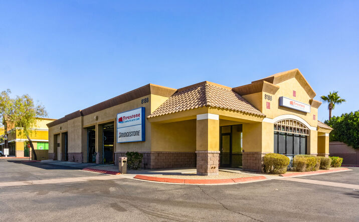 Pictures of Retail property located at 8188 W Deer Valley Rd, Peoria, AZ 85383 for comps - image #1