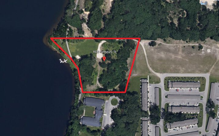 Pictures of Multifamily, Land property located at 1600 Simsbury St, Traverse City, MI 49686 for sales - image #1