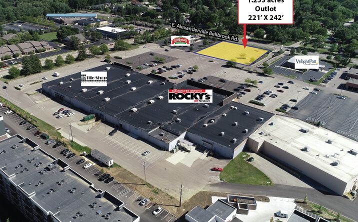 Pictures of Land, Retail property located at 251 East Alex Bell Road, Centerville, OH 45459 for sales - image #1