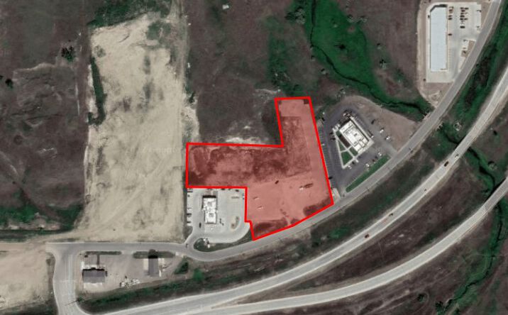 Pictures of Land property located at 401 Reiger Dr, Williston, ND 58801 for sales - image #1