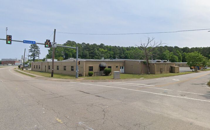 Pictures of Industrial property located at 3221 Cmdr Shepard Blvd, Hampton, VA 23666 for sales - image #1