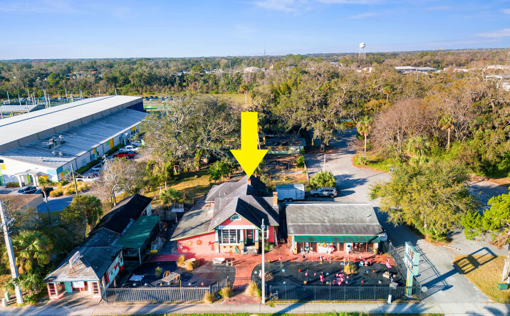 Pictures of Retail property located at 1078 Ridgewood Ave, Holly Hill, FL 32117 for sales - image #1