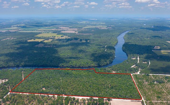 Pictures of Land property located at 00 NW 57th Pl, Bell, FL 32619 for sales - image #1