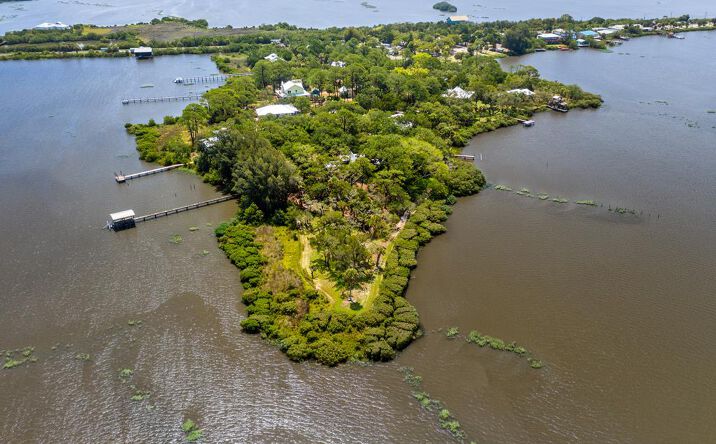 Pictures of Land property located at Sunset Point Dr, Cedar Key, FL 32625 for sales - image #1
