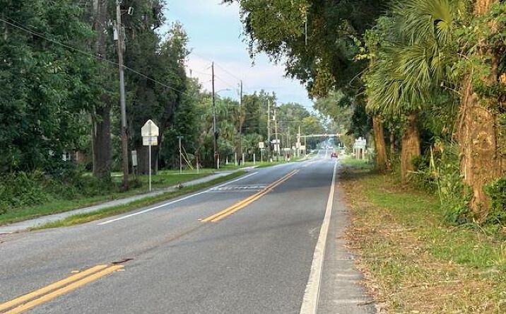 Pictures of Land property located at 5.7 acre SW 4th Ave, Chiefland, FL 32626 for sales - image #1