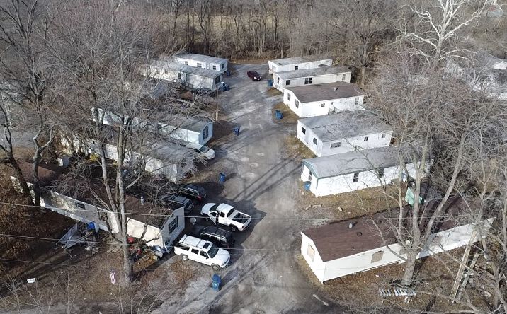 Pictures of Mobile Home Park property located at 2701 Jones St, Mount Vernon, IL 62864, 1102 Gaskins Ave, Mount Vernon, IL 62864, 608 Airport Rd, Mount Vernon, IL 62864 for sales - image #1